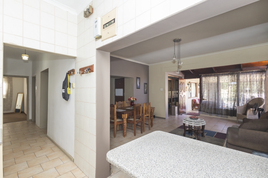 3 Bedroom Property for Sale in Avondale Western Cape